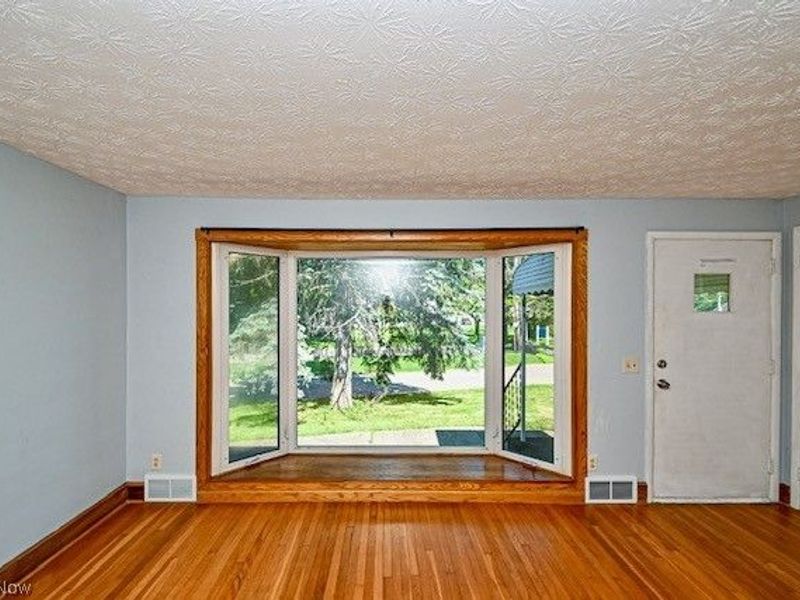 5011 W Boulevard NW, Canton, OH 44718 Photo 5