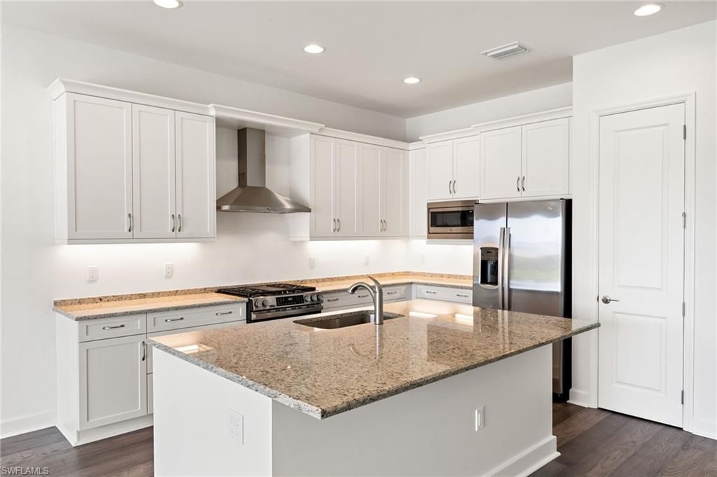 2924 Bloomfield Way, Naples, FL 34112 Photo