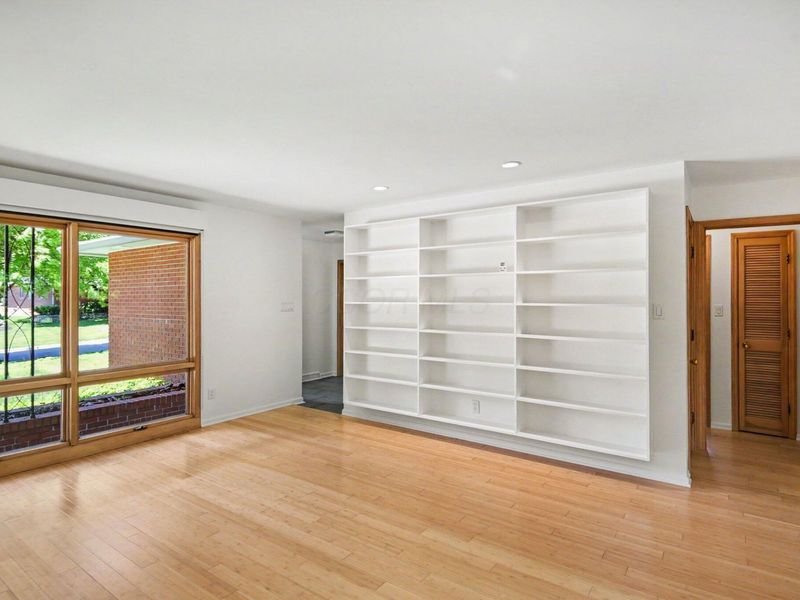 167 Ceramic Drive , Columbus, OH 43214 Photo 3