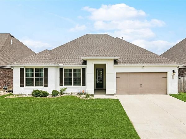 3890 HUMMEL CREST Road , Slidell, LA 70461