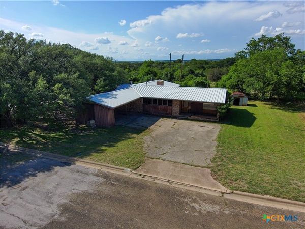 2501 Lowrey Drive , Gatesville, TX 76528