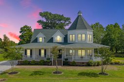 1232 Longpoint Road photo 4