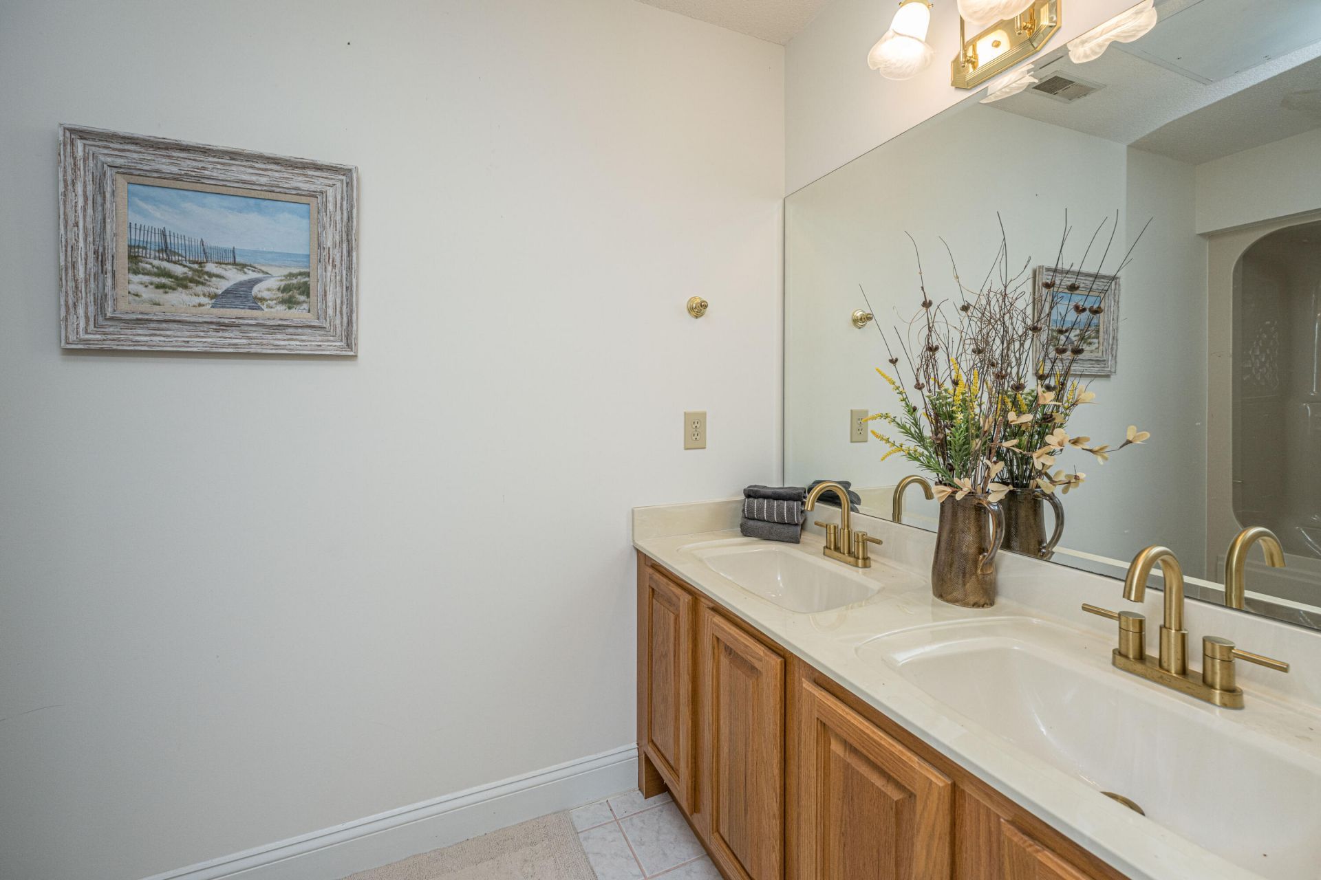 1232 Longpoint Road Photo 32