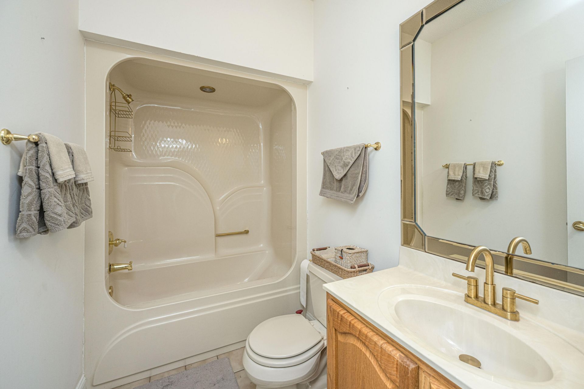 1232 Longpoint Road Photo 36