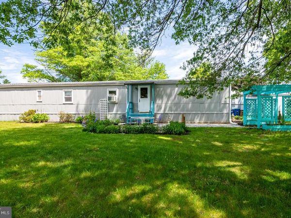 319 GRUBB DRIVE , ELVERSON, PA 19520