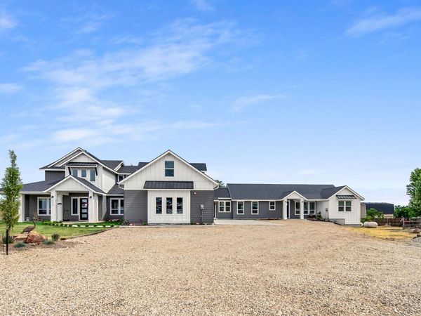 8629 Latimore, Middleton, ID 83644
