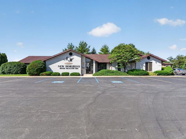703 W CHAPEL Pike, Marion, IN 46952