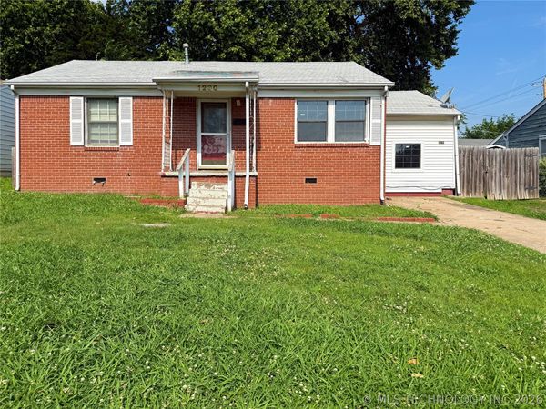 1230 N Olympia Avenue , Tulsa, OK 74127