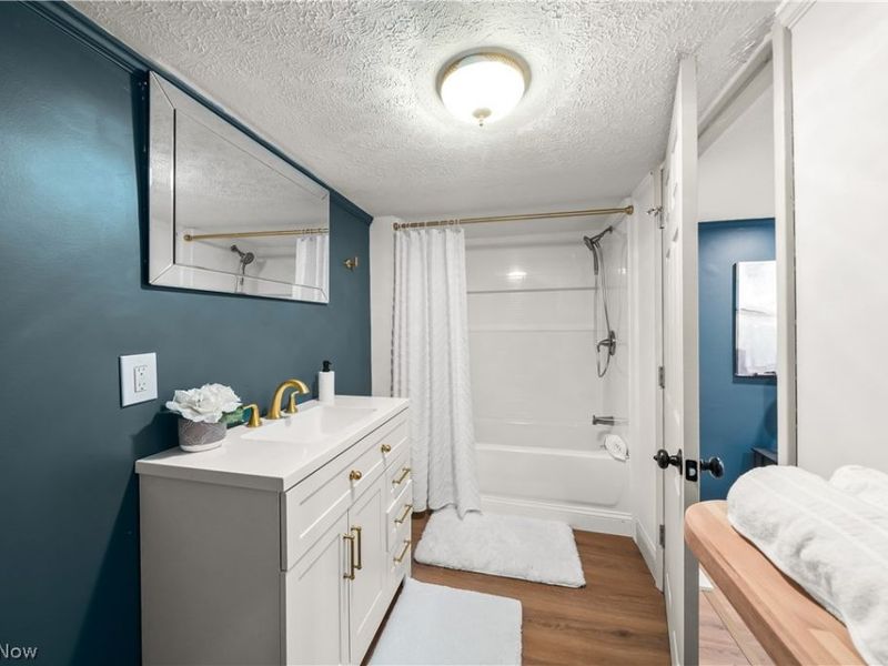 2771 W 230th Street, North Olmsted, OH 44070 Photo 28