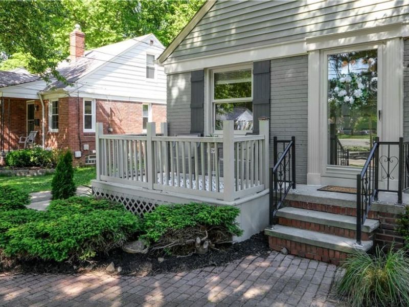 2771 W 230th Street, North Olmsted, OH 44070 Photo 3