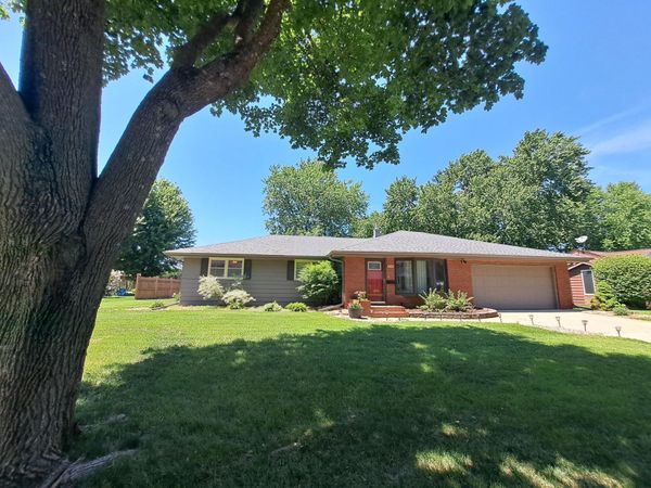 314 Meredith Road , Albert Lea, MN 56007