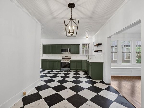 106 Washington Place S, Marshall, TX 75670