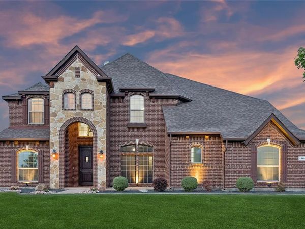 1310 Billingsley Drive, Waxahachie, TX 75167