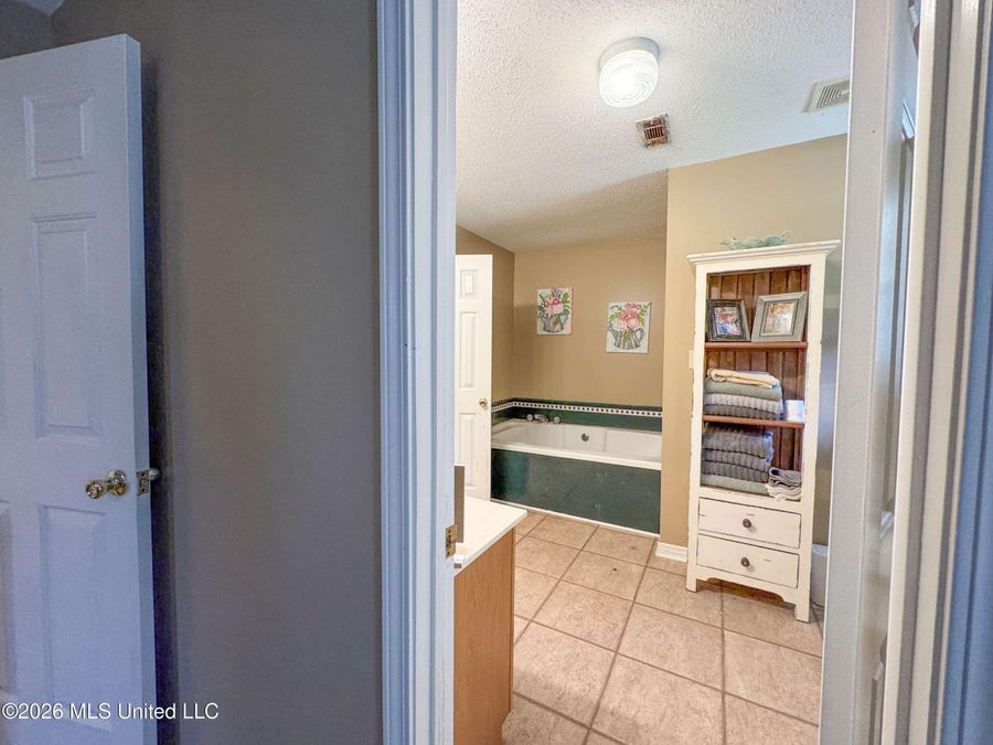 Property Image 86