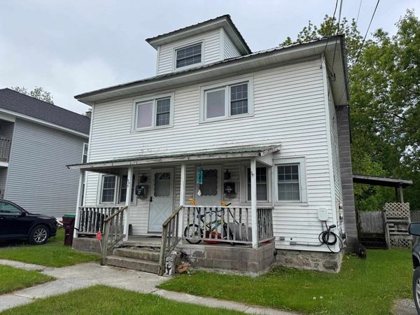905 County Street, Bennington, VT 05201