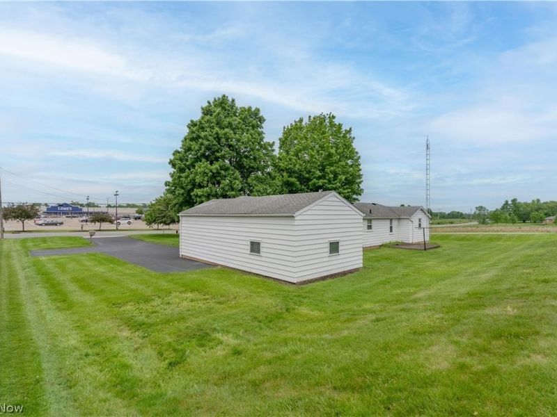 1860 N Freshley Avenue , Alliance, OH 44601 Photo 35