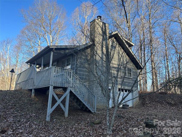 377 Woodstream Road, Waynesville, NC 28786