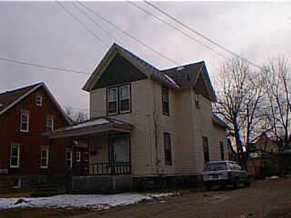 734 E Stockbridge Avenue, Kalamazoo, MI 49001