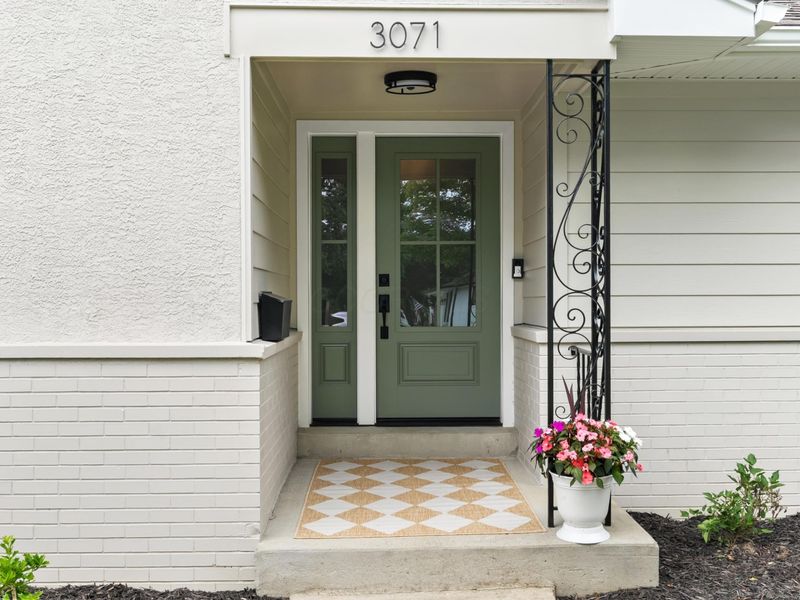 3071 Halesworth Road, Columbus, OH 43221 Photo 3
