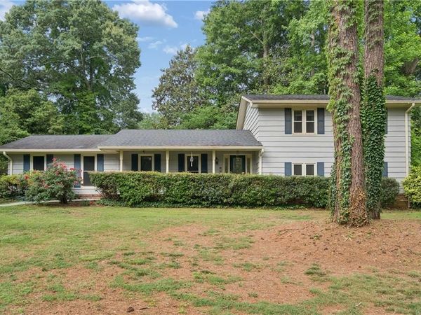 441 Village Green Court SW, Lilburn, GA 30047