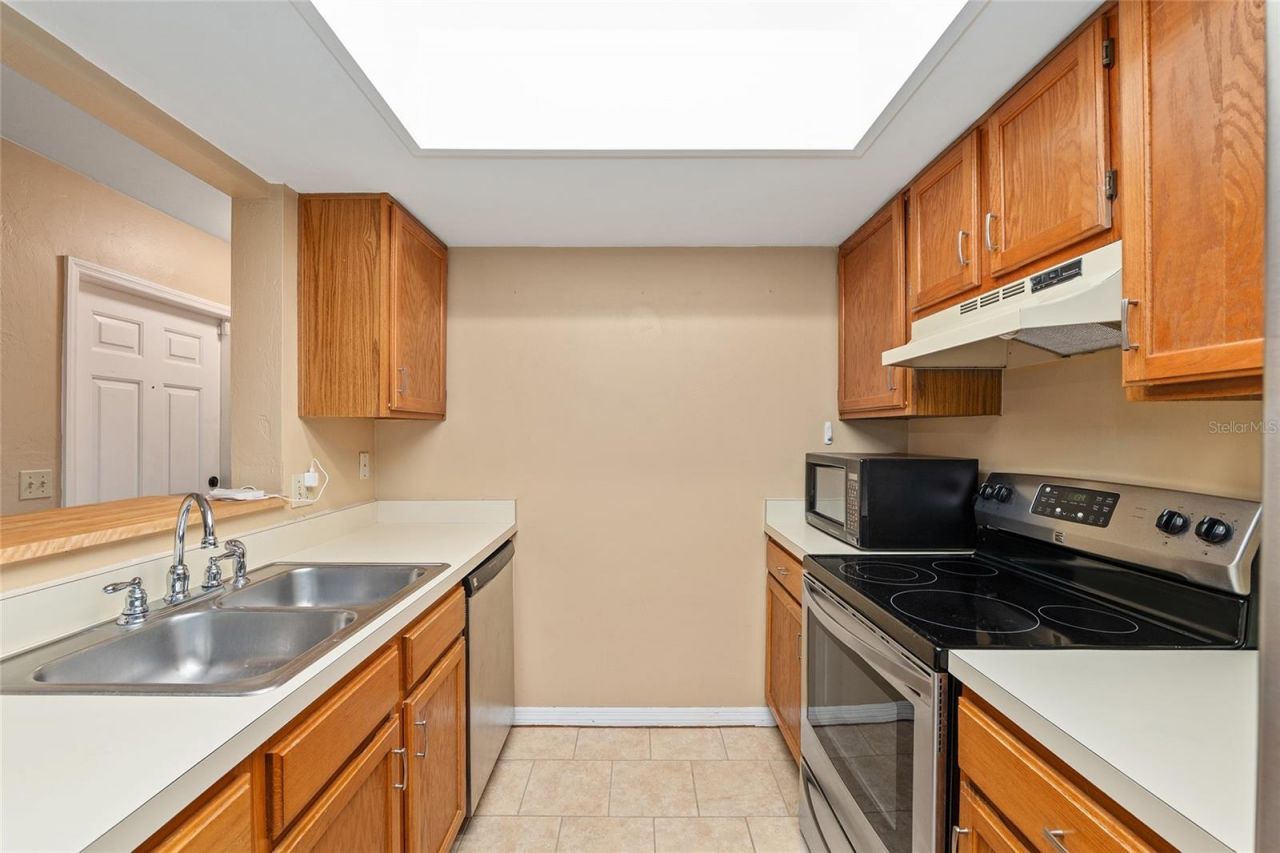 900 SW 62nd Boulevard, Unit L76, Gainesville, FL 32607 Photo