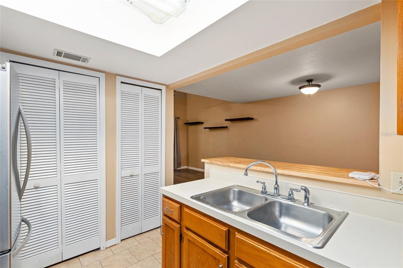 900 SW 62nd Boulevard, Unit L76, Gainesville, FL 32607 Photo