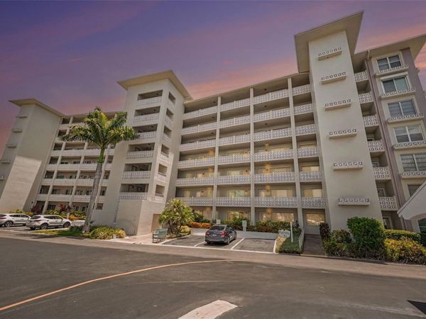 1235 S HIGHLAND AVENUE, Unit 5-703, CLEARWATER, FL 33756