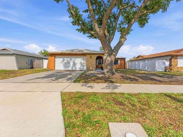 611 TANGERINE DRIVE, OLDSMAR, FL 34677