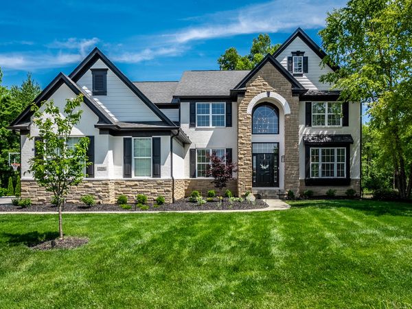 2500 Fawn Bluff Court , Zionsville, IN 46077
