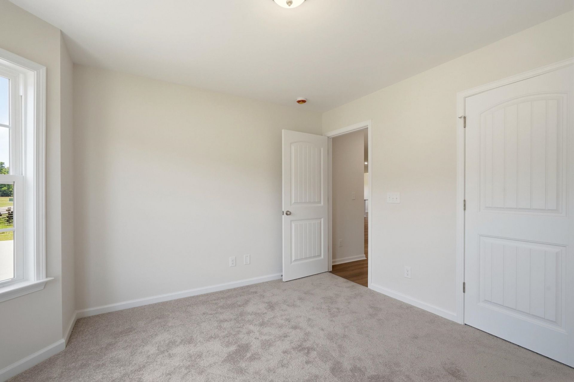 173 Gray Owl Dr. Photo 14