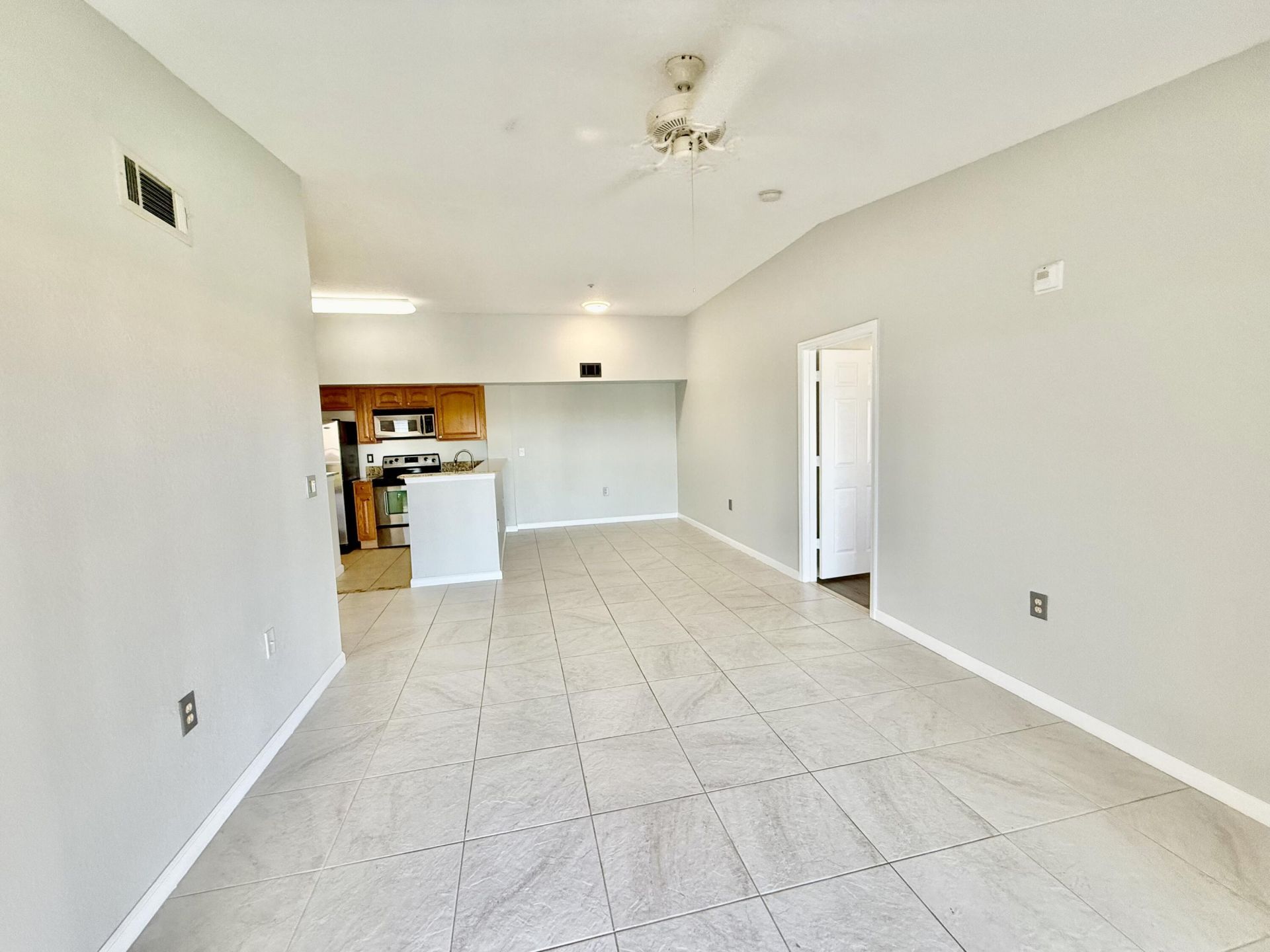 271 SW Palm Drive, Unit 304, Port Saint Lucie, FL 34986 Photo