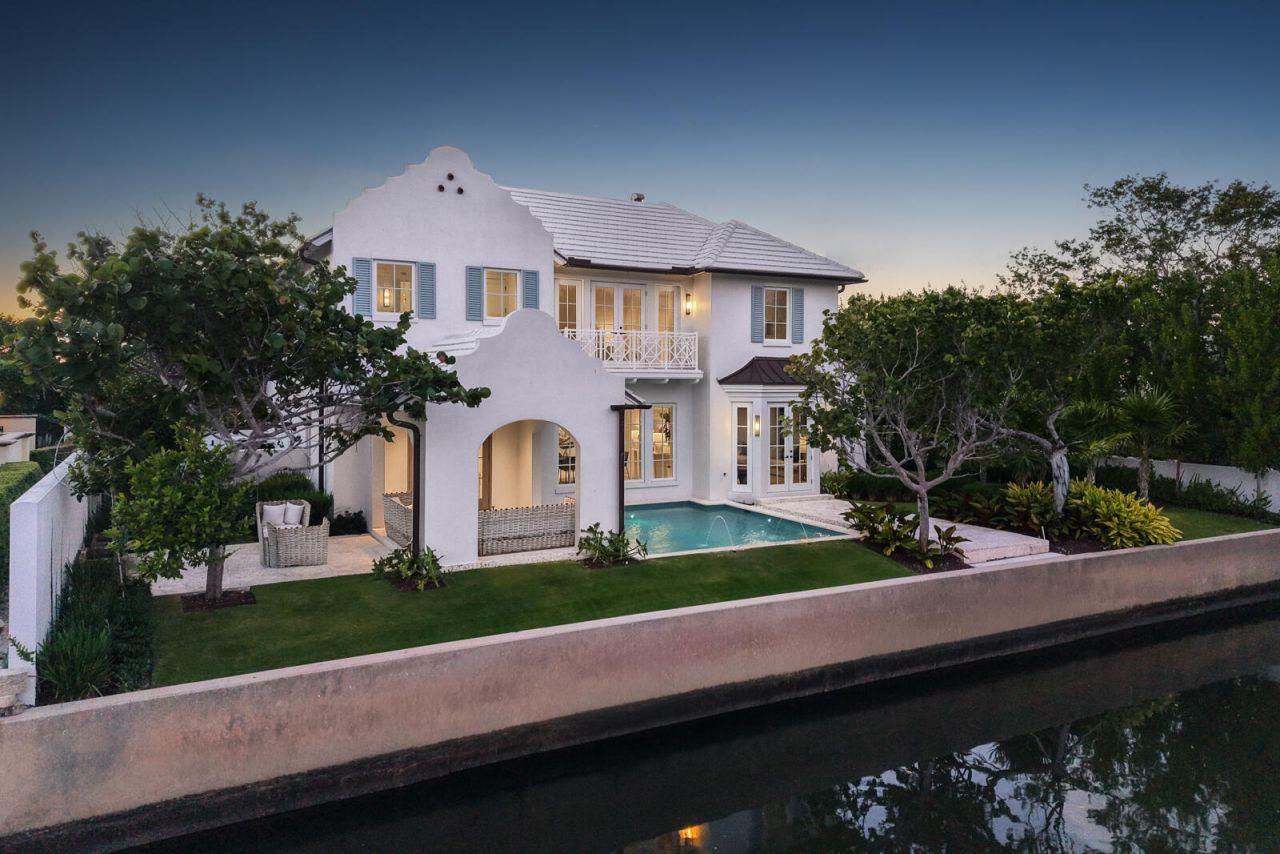 2219 E Ibis Isle Rd Road E, Palm Beach, FL 33480 Photo