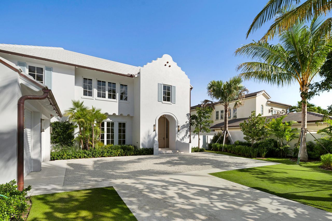 2219 E Ibis Isle Rd Road E, Palm Beach, FL 33480 Photo