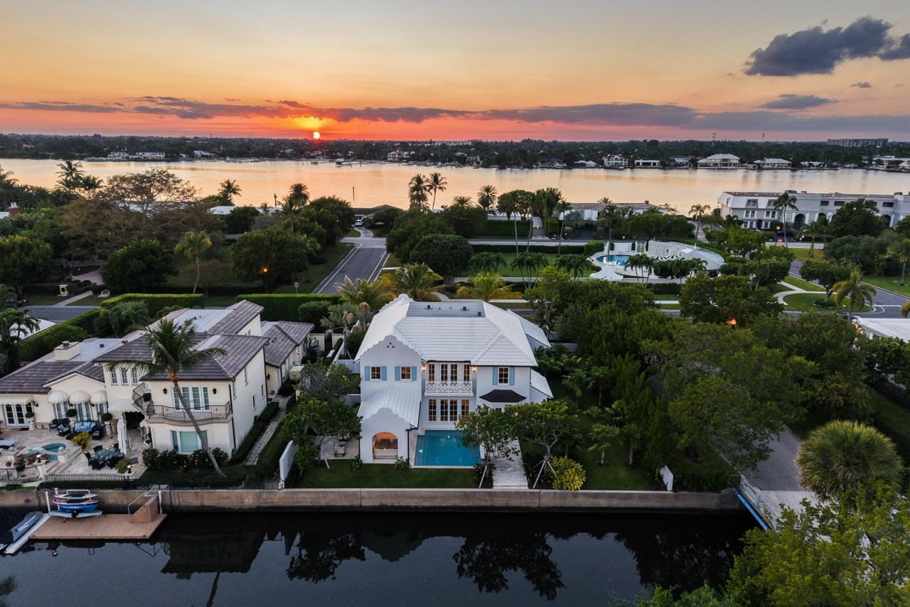 2219 E Ibis Isle Rd Road E, Palm Beach, FL 33480 Photo