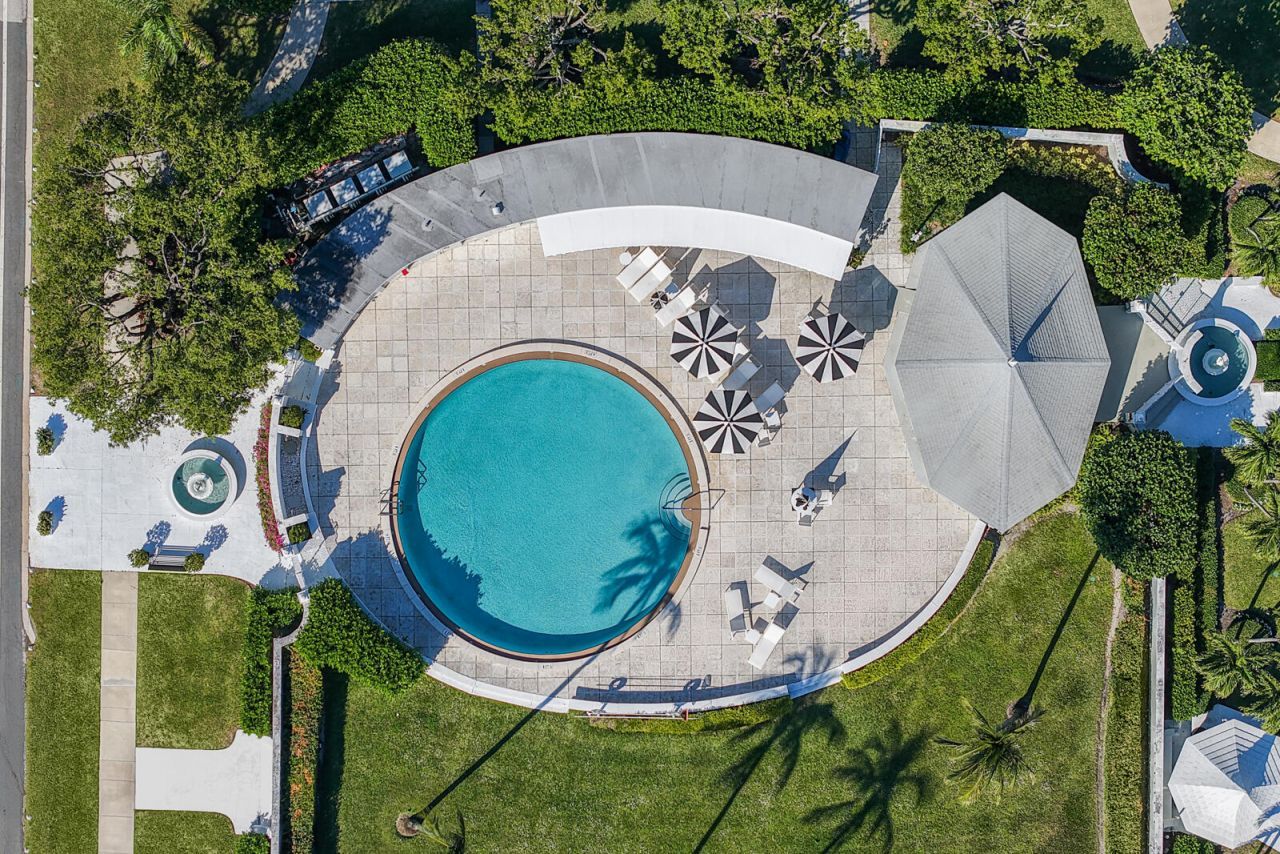 2219 E Ibis Isle Rd Road E, Palm Beach, FL 33480 Photo