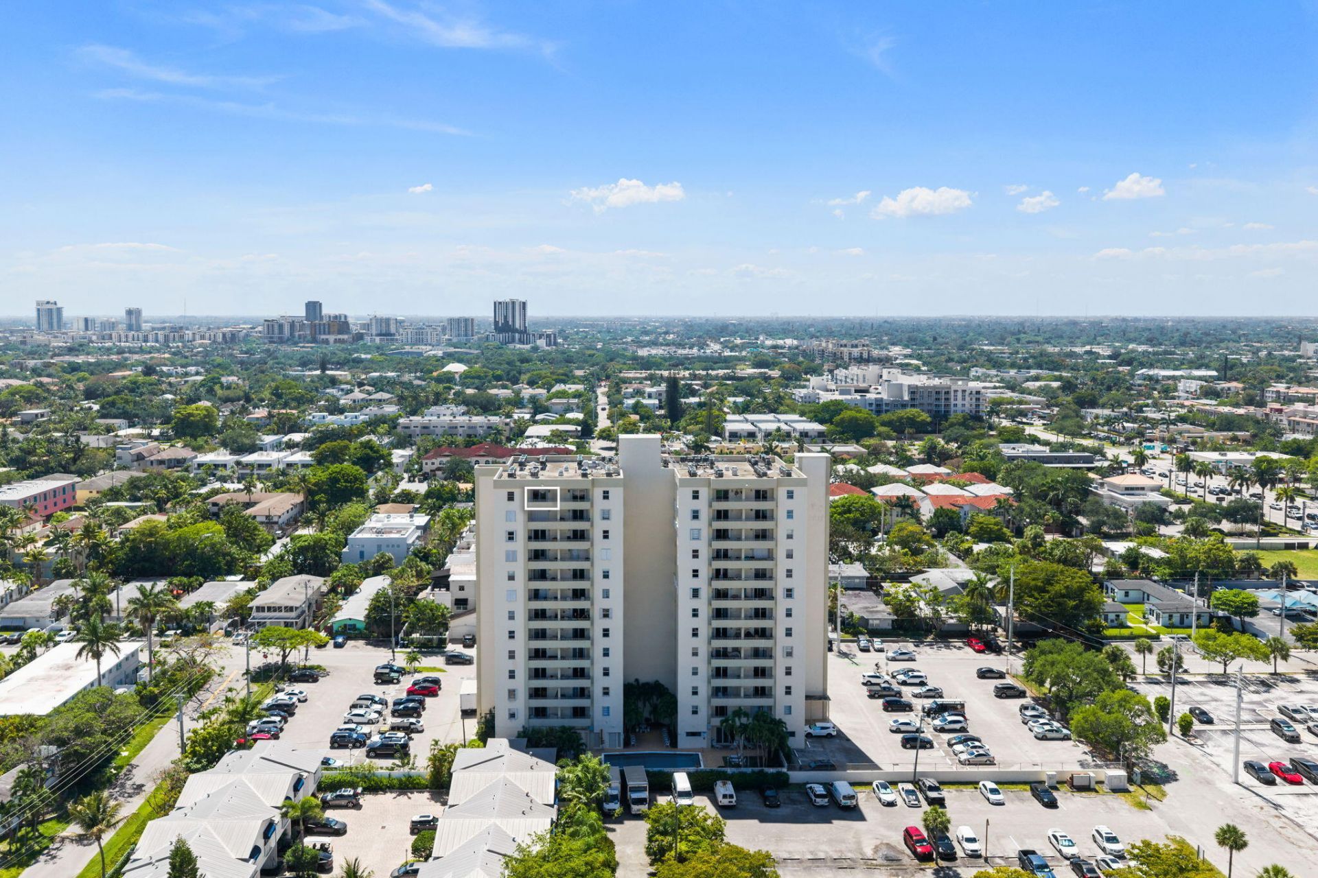 900 NE 18th Avenue, Unit 1406-1407, Fort Lauderdale, FL 33304 Photo