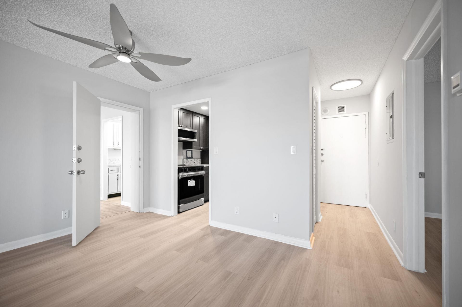 900 NE 18th Avenue, Unit 1406-1407, Fort Lauderdale, FL 33304 Photo
