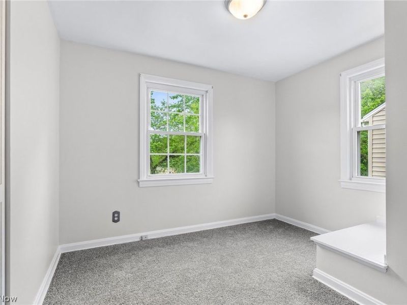 1905 Tampa Avenue , Cleveland, OH 44109 Photo 26