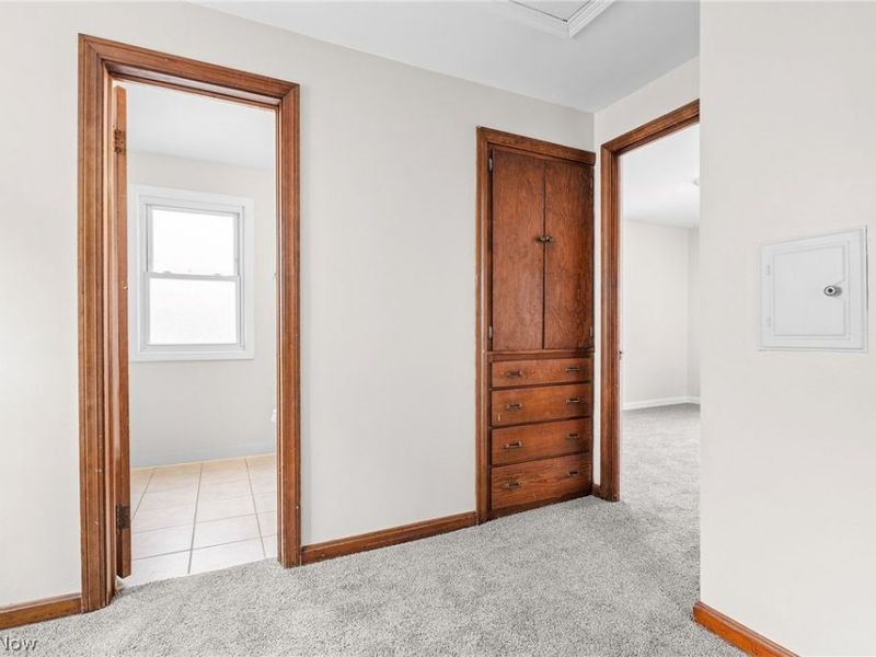 1905 Tampa Avenue , Cleveland, OH 44109 Photo 27