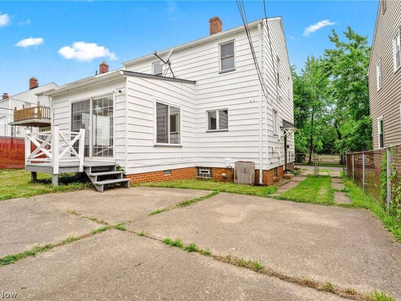 1905 Tampa Avenue , Cleveland, OH 44109 Photo 35