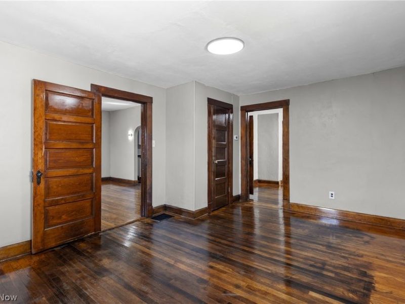 1923 Guernsey Street, Bellaire, OH 43906 Photo 11