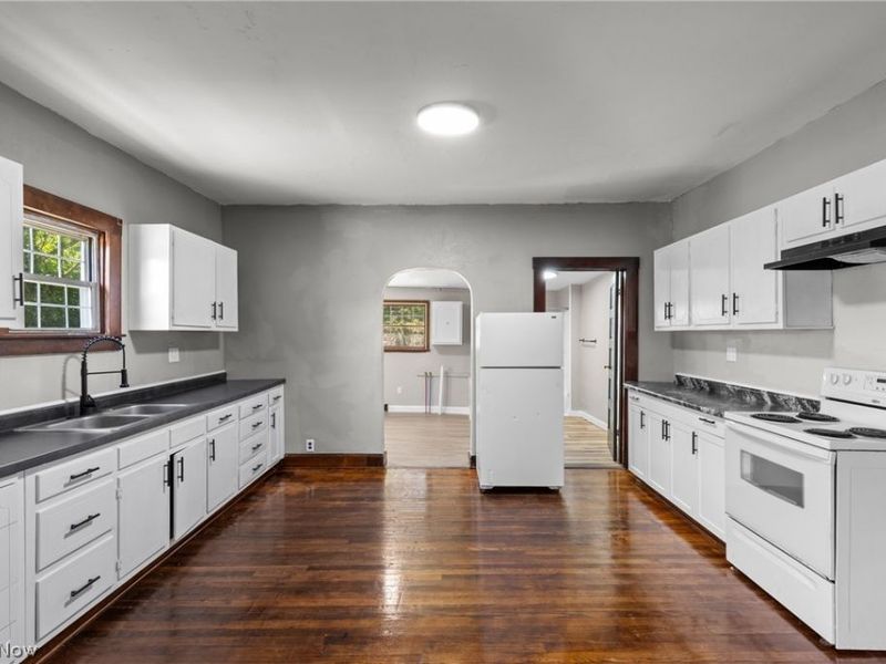 1923 Guernsey Street, Bellaire, OH 43906 Photo 17