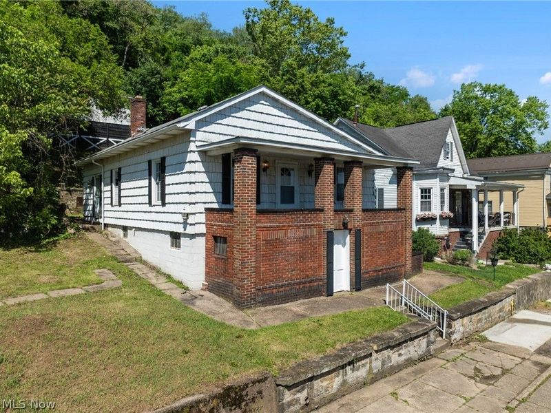 1923 Guernsey Street, Bellaire, OH 43906 Photo 27