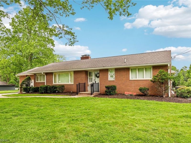 3305 Trumbull Avenue , Copley, OH 44321 Photo 2