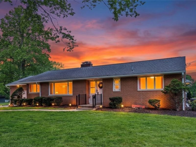 3305 Trumbull Avenue , Copley, OH 44321 Photo 3