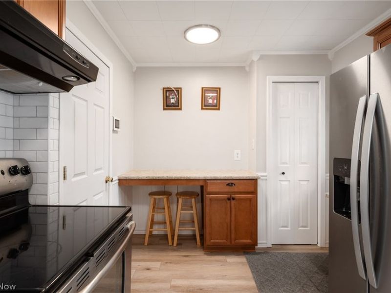 27030 Farringdon Avenue , Euclid, OH 44132 Photo 11