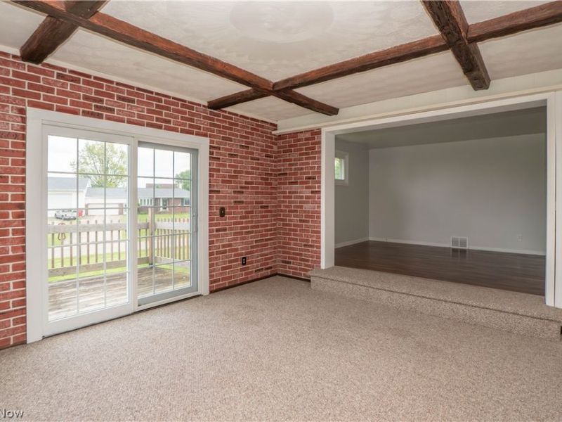 4544 Lakeknoll Street , Louisville, OH 44641 Photo 10