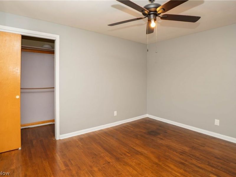 4544 Lakeknoll Street , Louisville, OH 44641 Photo 21