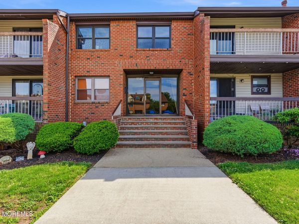 114 Beverly Hill Terrace, Unit H, Woodbridge, NJ 07095