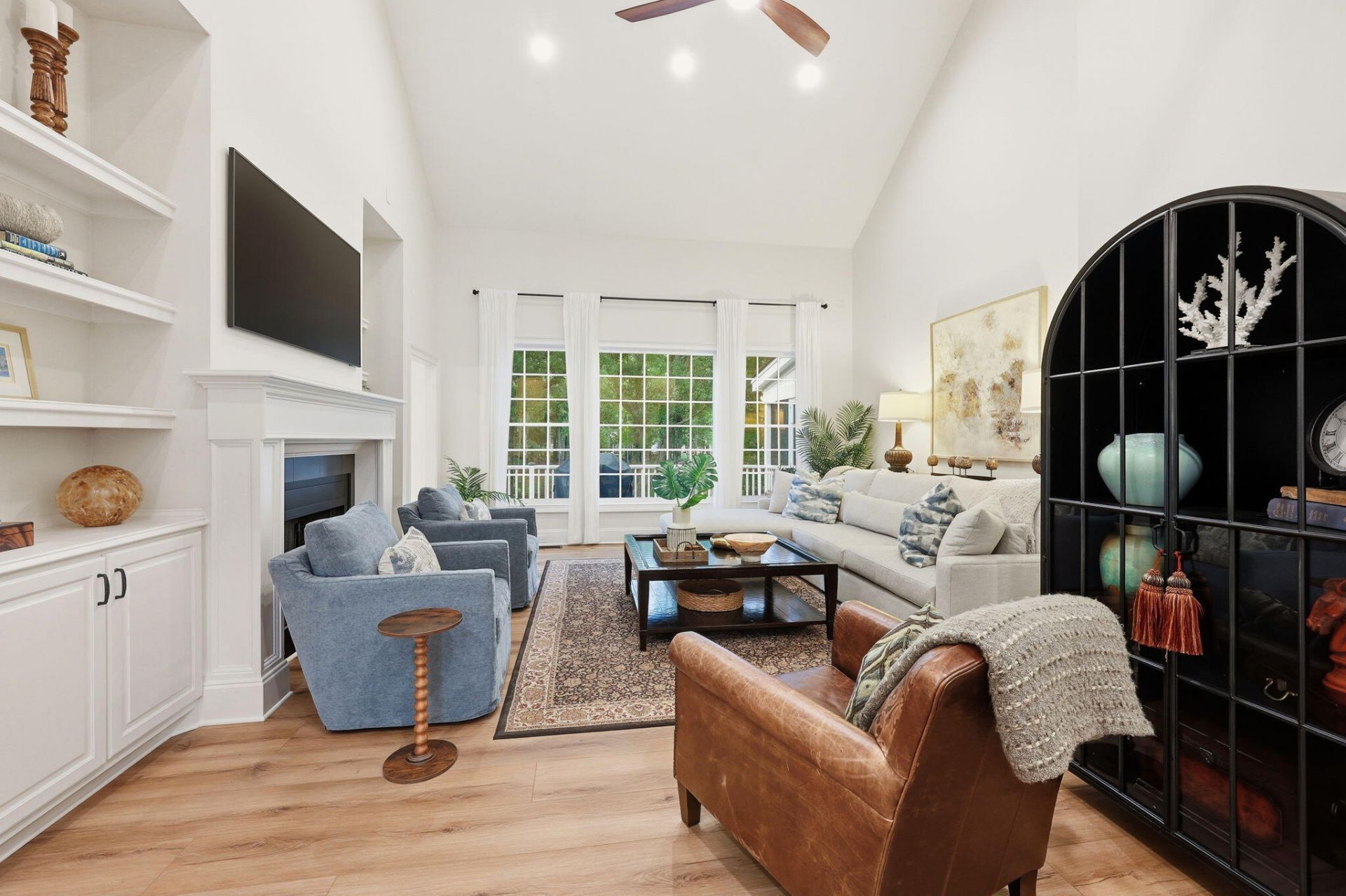 2041 Ashburton Way Photo 10